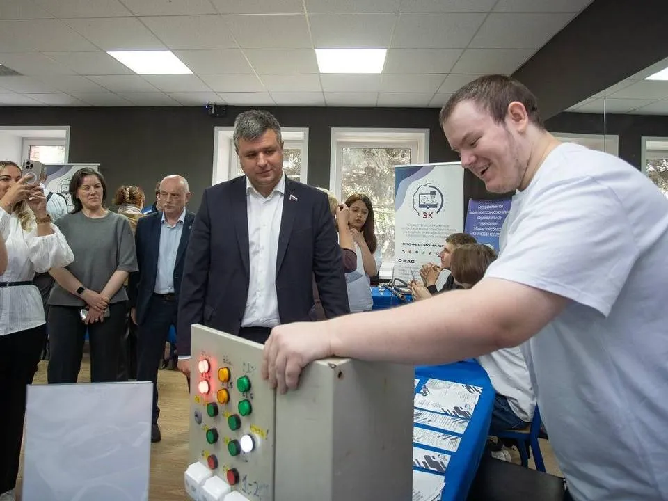 На ярмарке «Работа России» в Ногинске представили 300 вакансий для молодежи