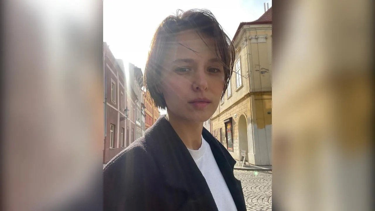 Актриса Любовь Аксенова