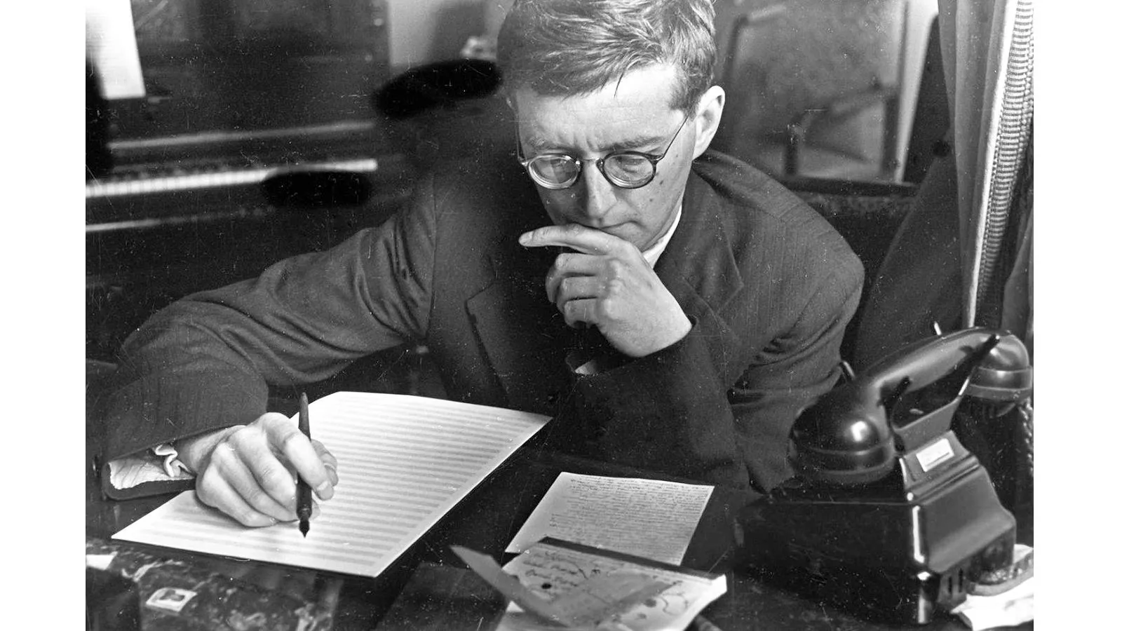 Дмитрий Шостакович, 1943 год. Михаил Озерский