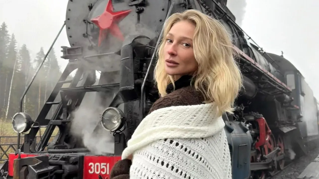 Настя Ивлеева выбрала Карелию для осеннего отдыха с мужем