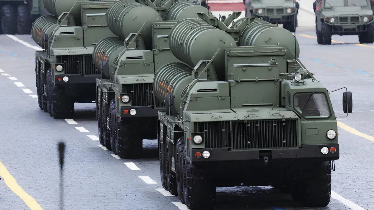 Зенитные ракетные системы С-400 «Триумф»