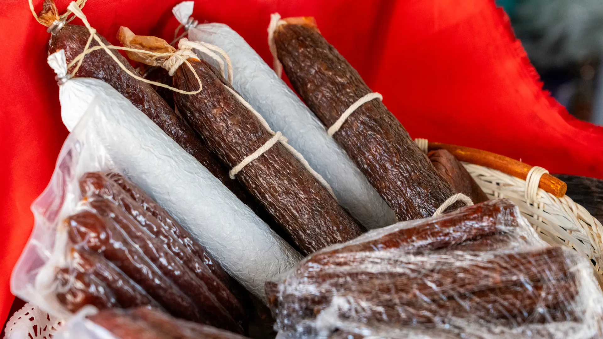 Фермерские мясные продукты на «Винной ярмарке» в Красногорске