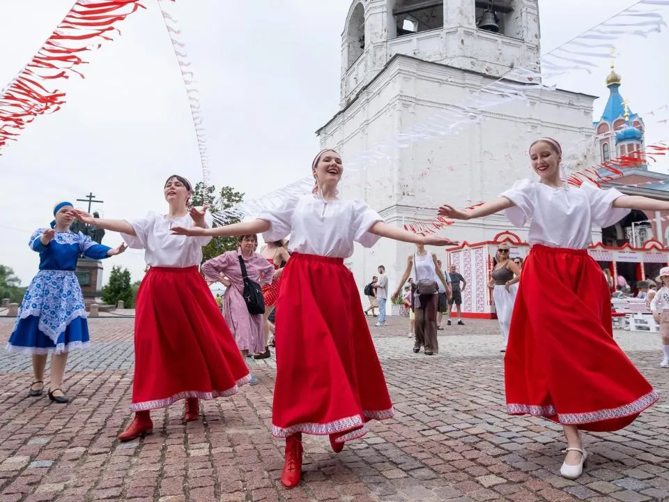 Жителей Подмосковья пригласили на семейный фестиваль «Рябинушка» в Коломне