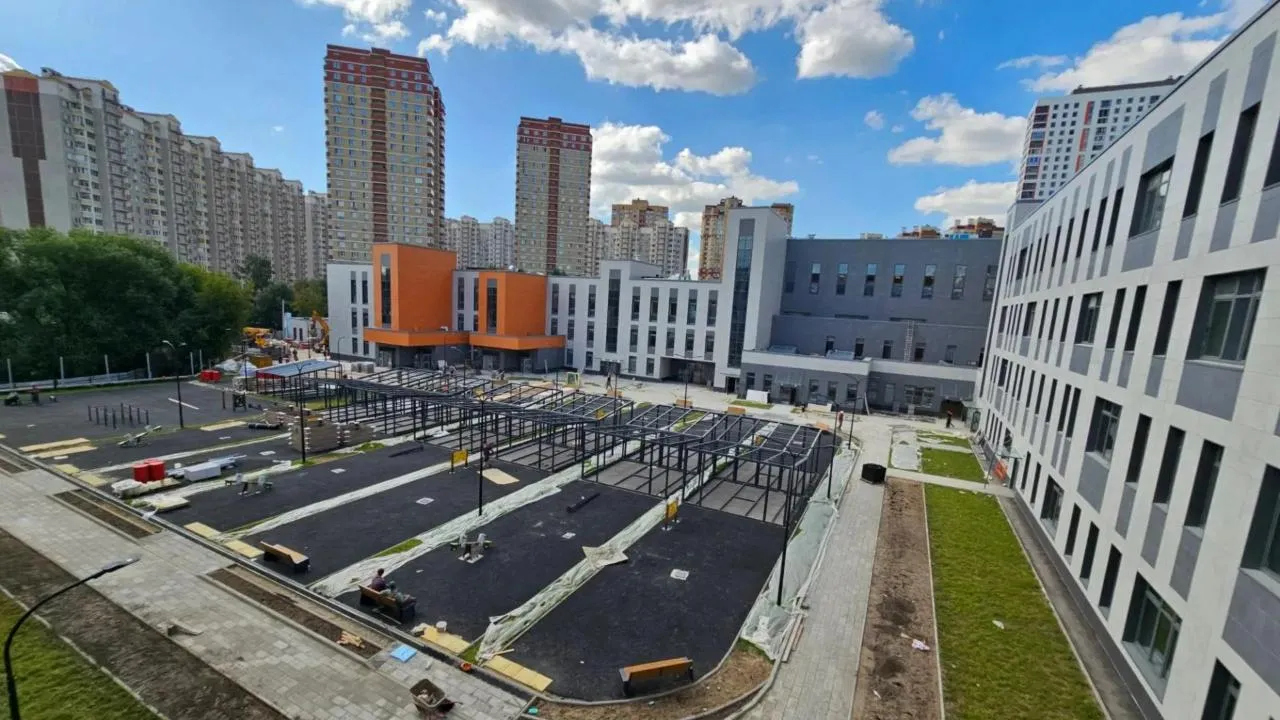В Котельниках в 2026 году завершится строительство образовательного комплекса на 2,4 тыс. мест