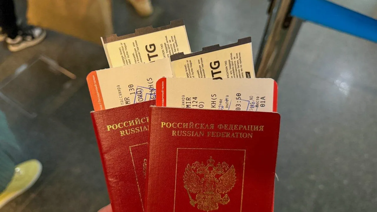 Еще одна страна введет электронные визы для российских туристов