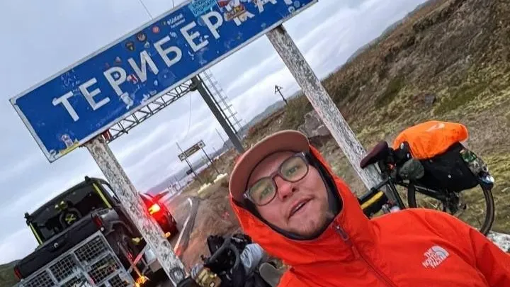 СЛЫSHISH LIVE