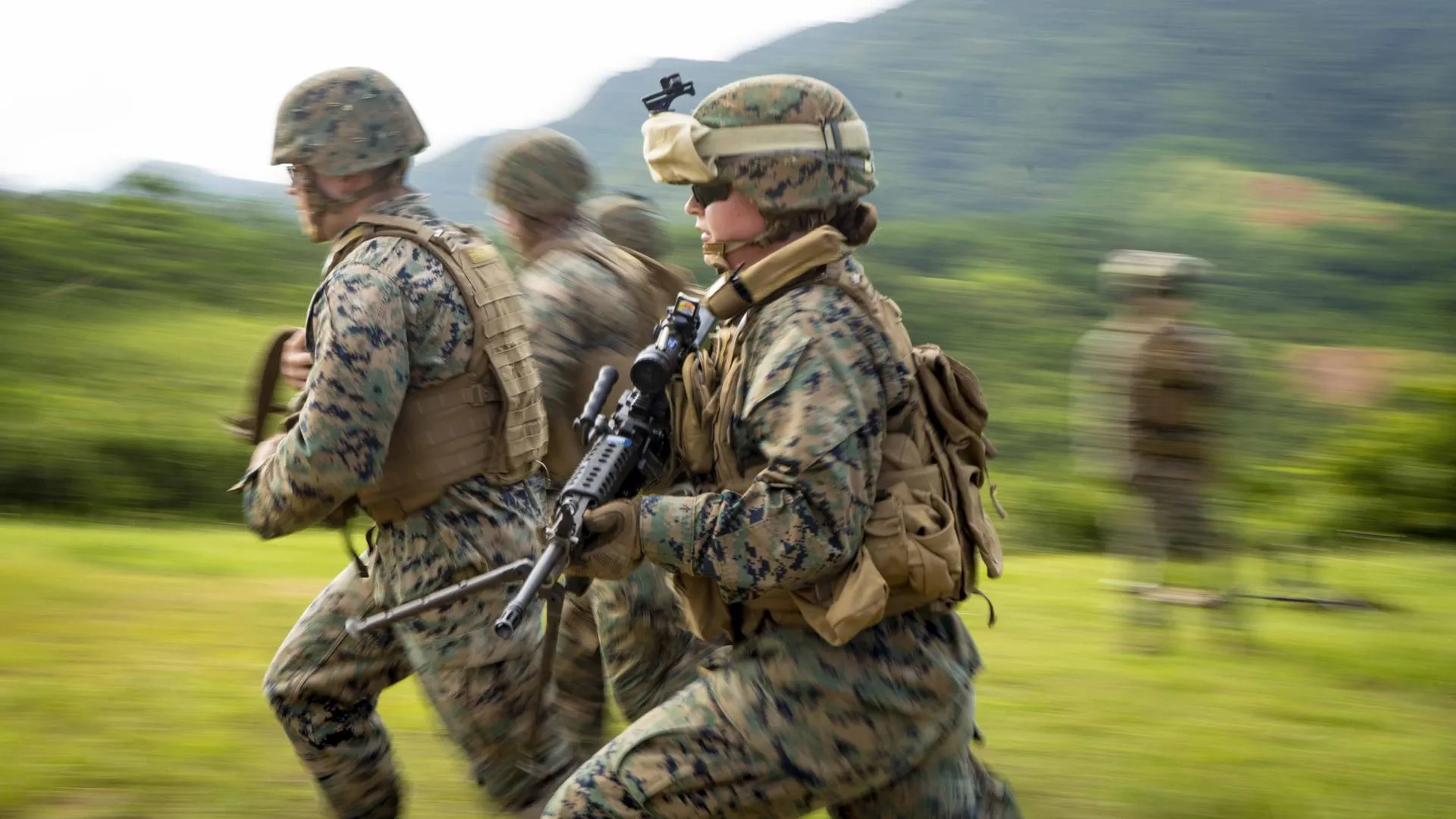Cpl. Timothy Hernandez/Keystone Press Agency/global look press