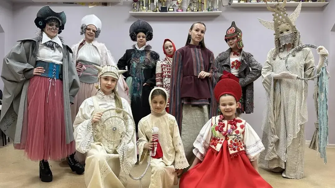 Подольский театр моды привез победу из Пекина с коллекцией ватников и лыковых сумок