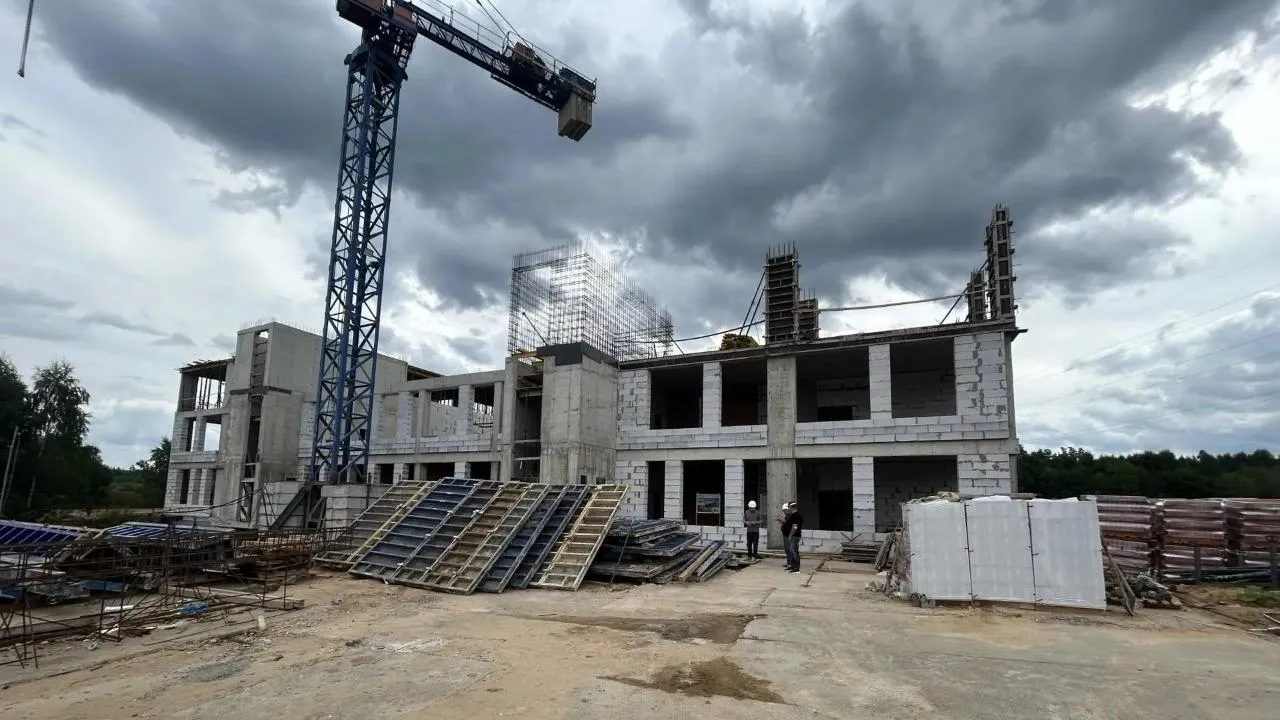 Строительство нового детского сада в ЖК «Жаворонки Клаб» Одинцовского округа завершили уже на 36%