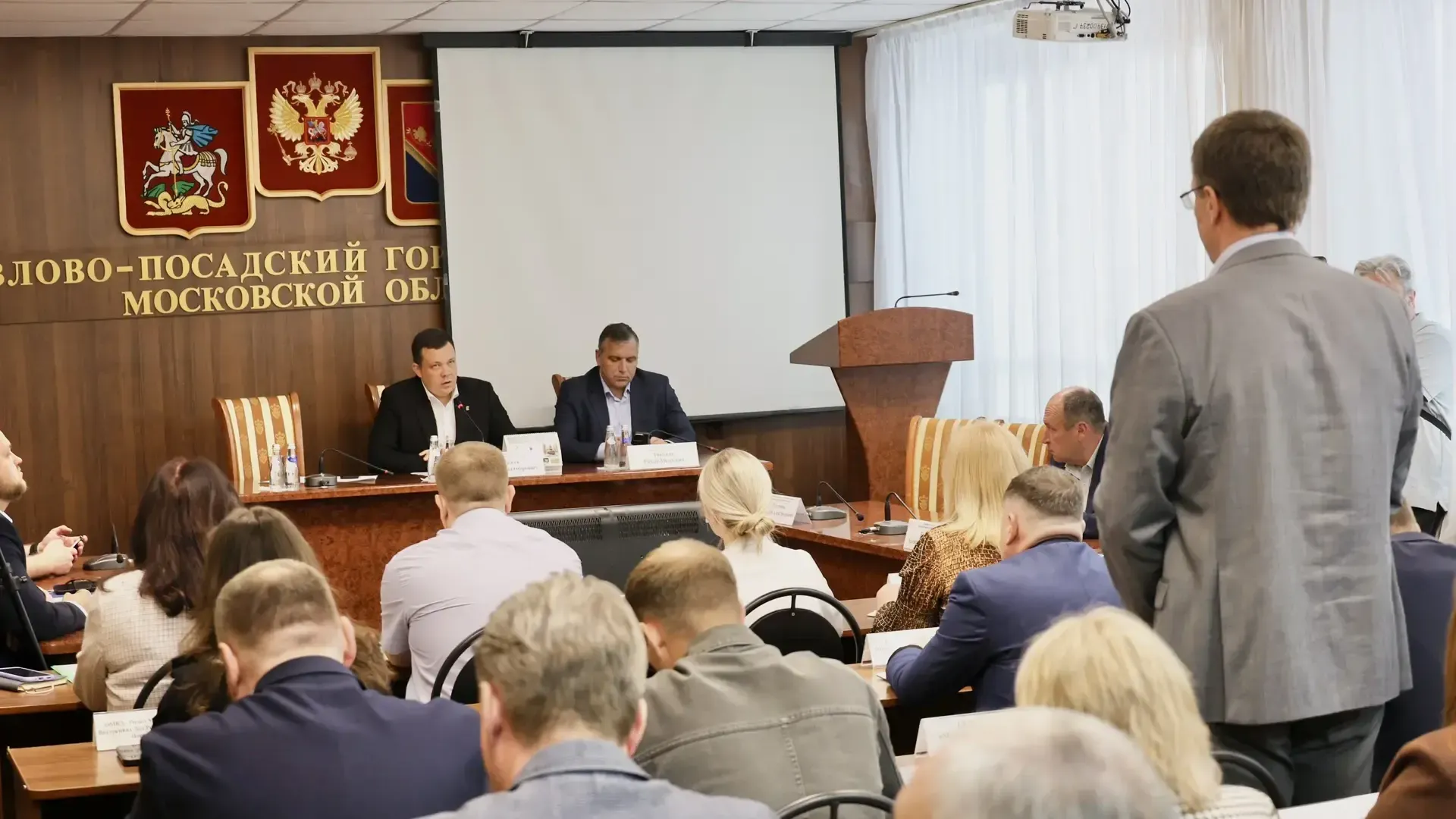 Сергей Балашов провел оперативное совещание: обсудили проблемы благоустройства и ЖКХ в Павловском Посаде