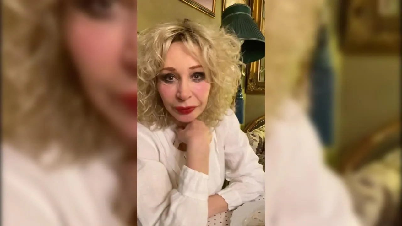 «Била скрученным полотенцем»: Татьяна Васильева впервые рассказала о жестоком воспитании матери