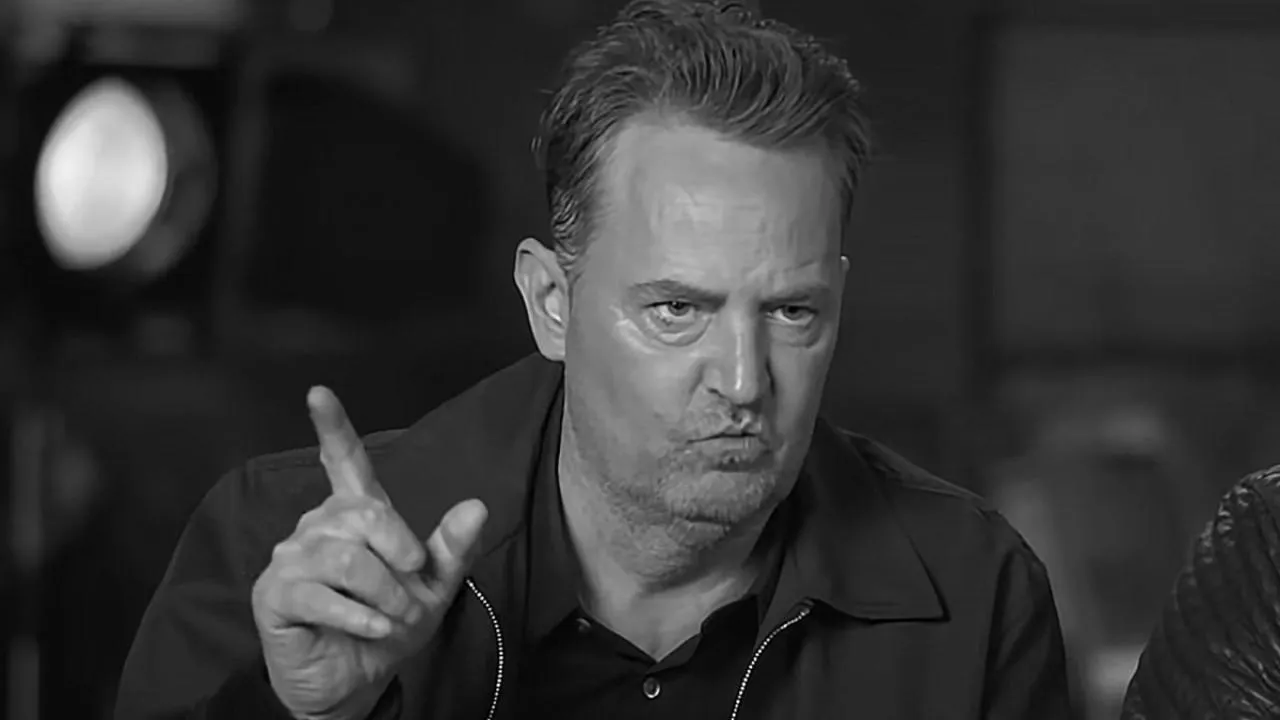 Помощника звезды сериала «Друзья» Мэттью Перри приговорили к четырем годам тюрьмы