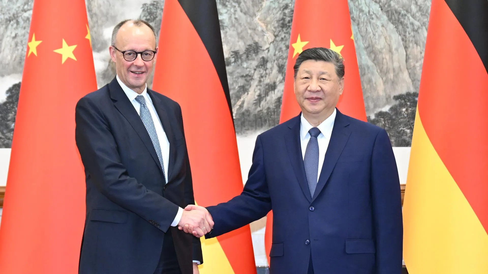 Li Xiang/XinHua