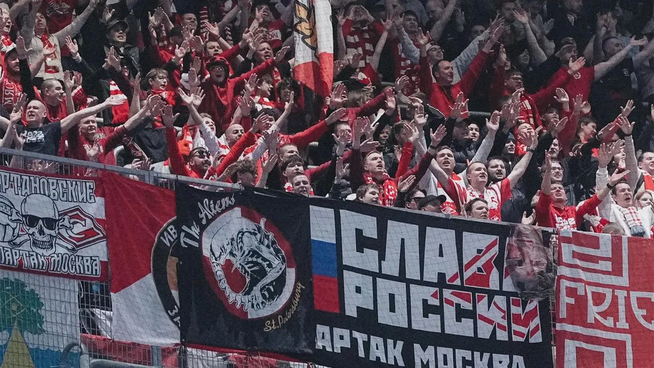 Фанаты «Спартака» высмеяли ситуацию с юбилеем «Зенита»
