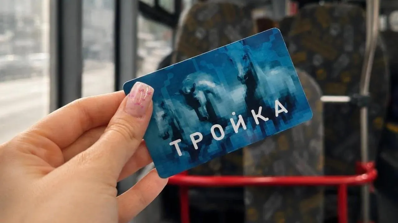 В автобусах «Мострансавто» с начала года картой «Тройка» оплатили более 26,3 млн поездок