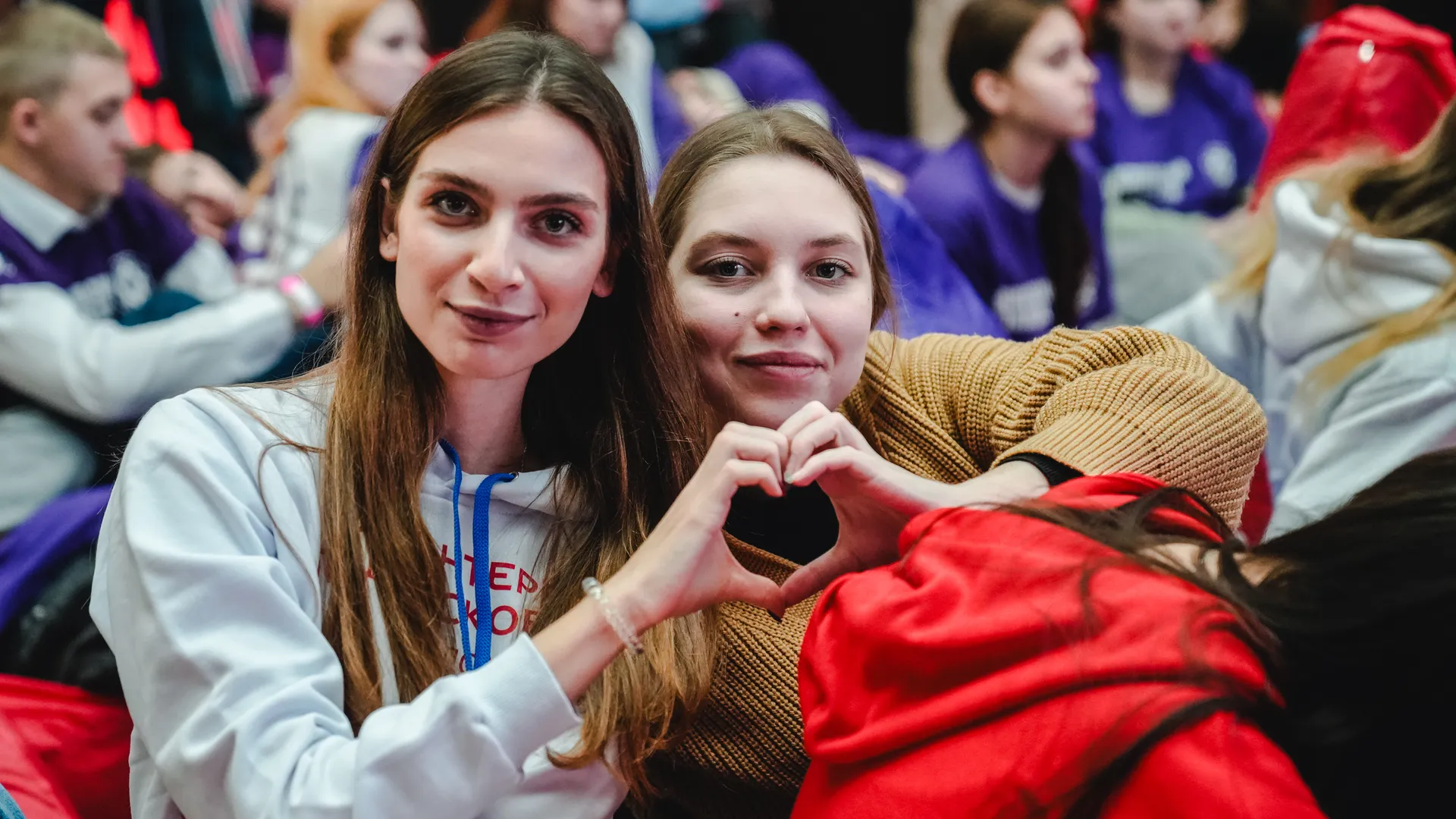 Флагманский молодежный форум "Мы - Россия" завершился в Подмосковье