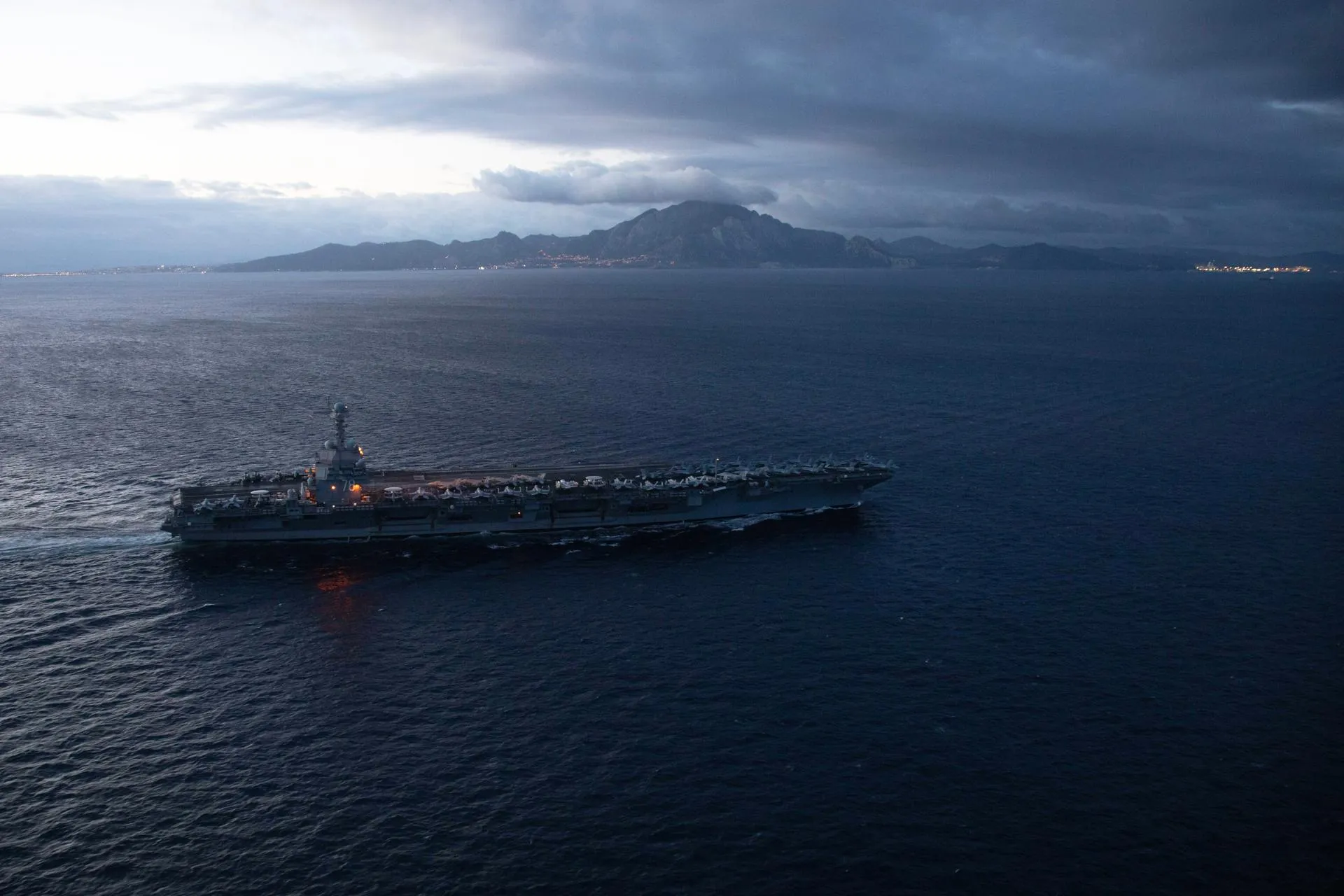 U.S. Navy/Keystone Press Agency