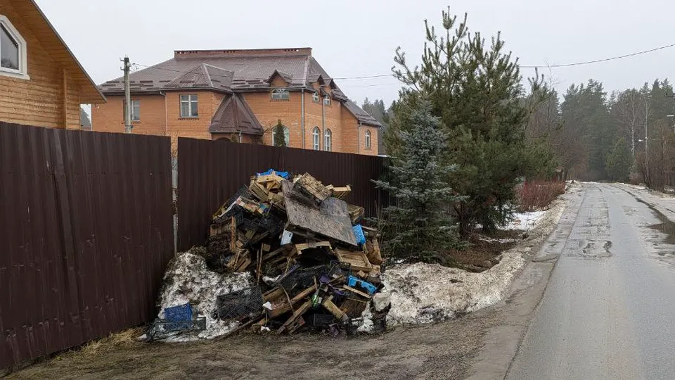 Несанкционированная свалка в селе Афанасово-3