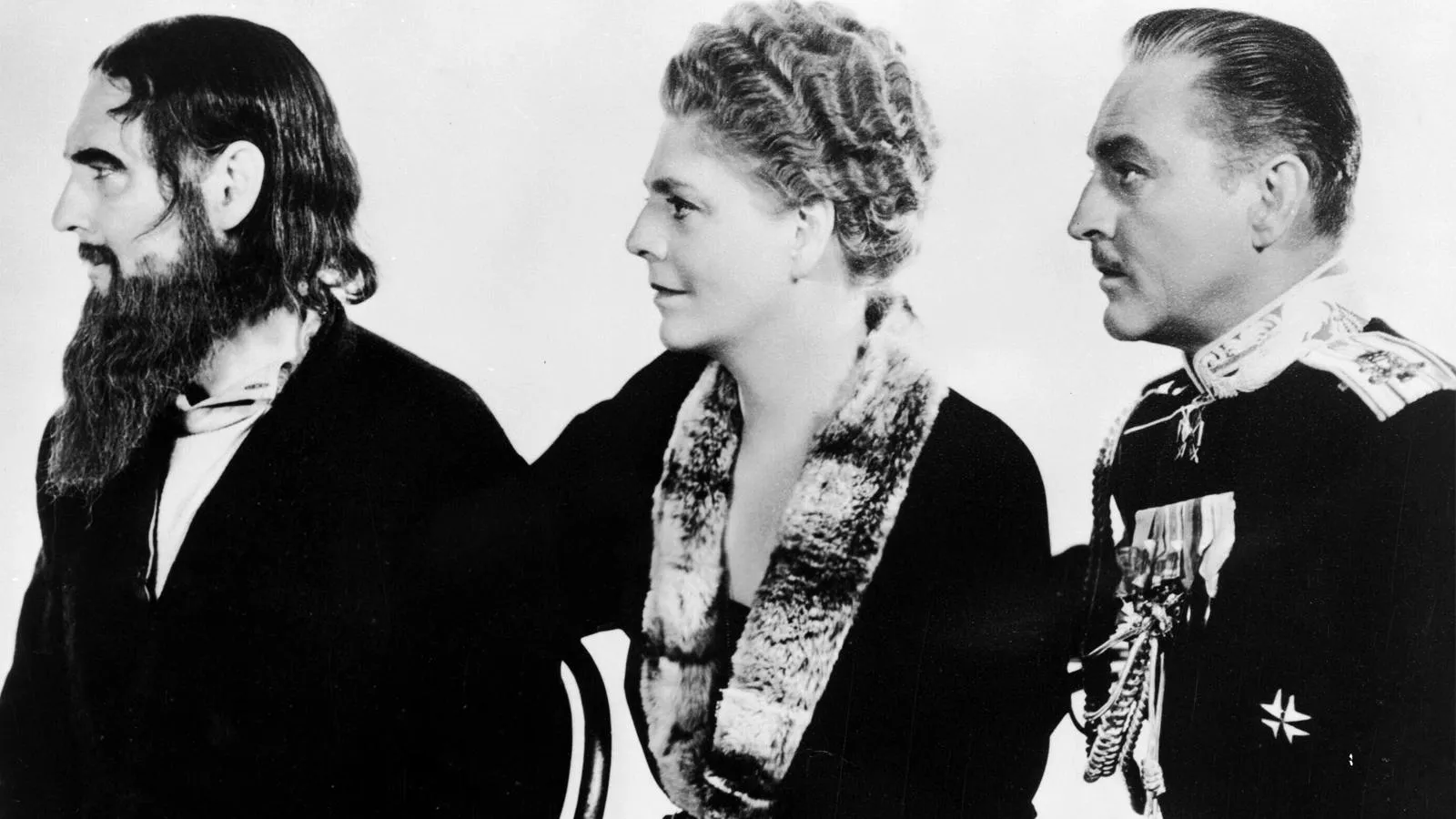 Актеры Бэрриморы в гриме для фильма «Распутин и императрица». Metro-Goldwyn-Mayer (MGM)
