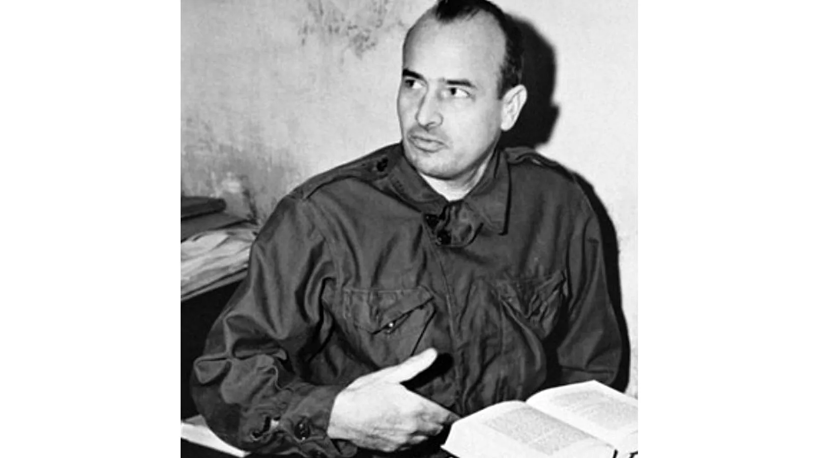 Франк в своей камере, ноябрь 1945 года
