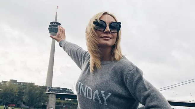 «Не все ж по мишленовским ресторанам шататься»: Орбакайте показала, как готовит борщ