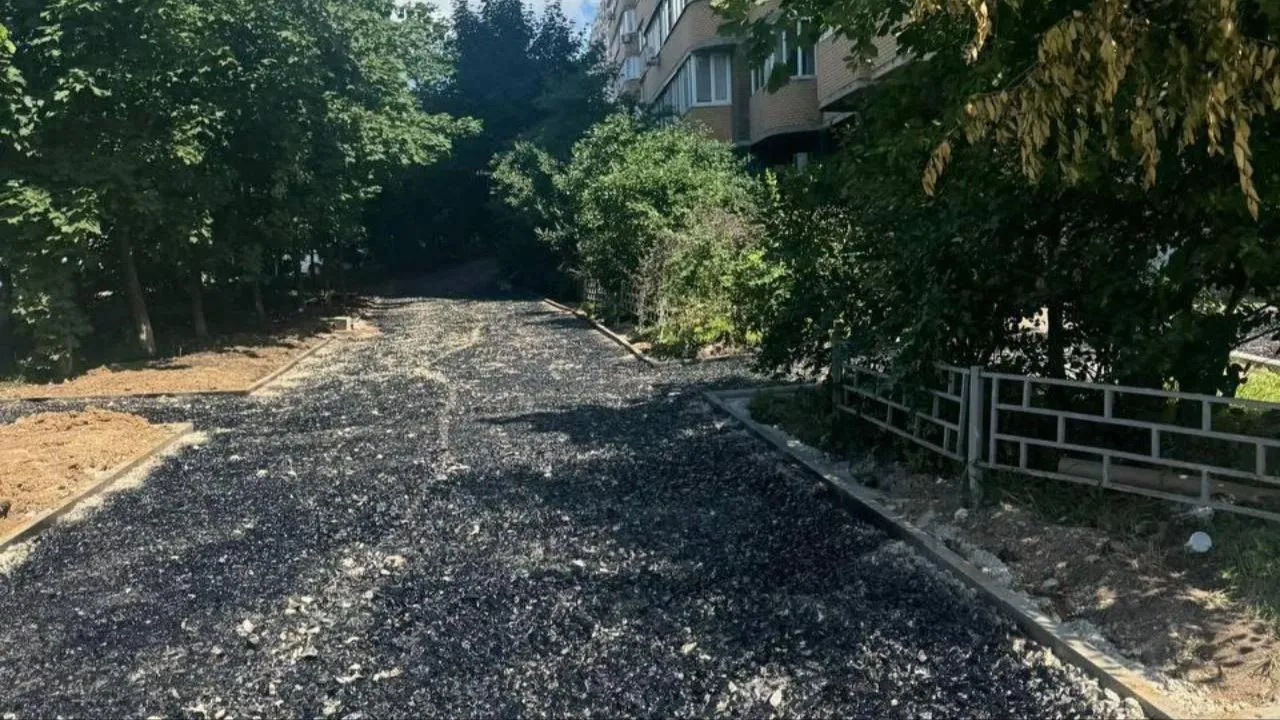 В подмосковных Бронницах завершили благоустройство «народных троп»