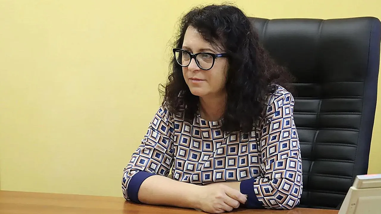 директор школы № 9 Елена Семченко
