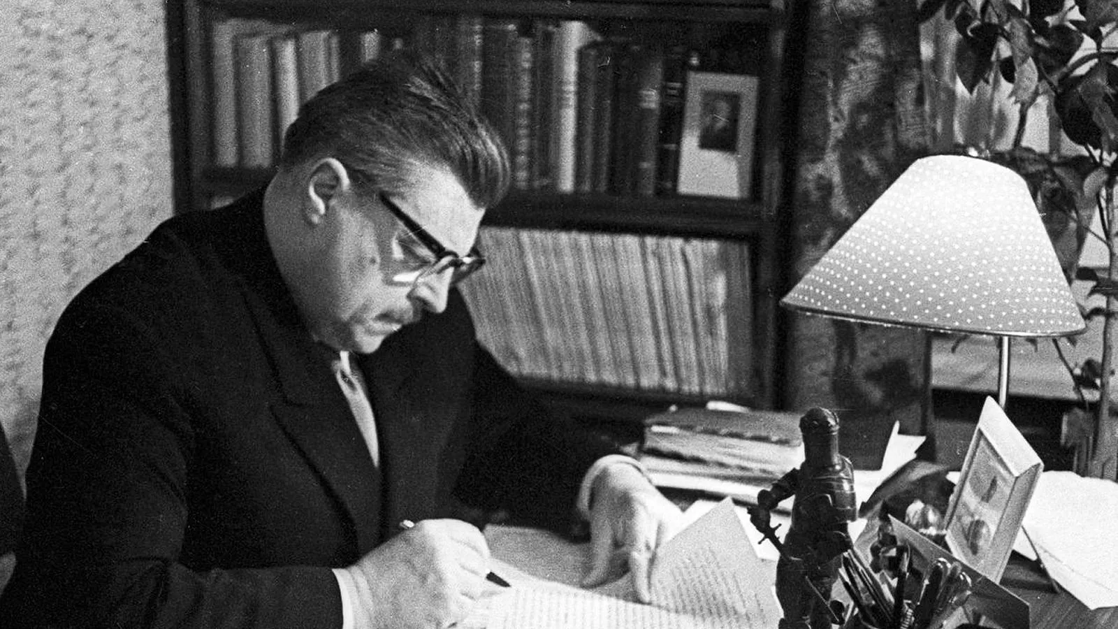 Иван Ефремов, 1964 год. Максимов