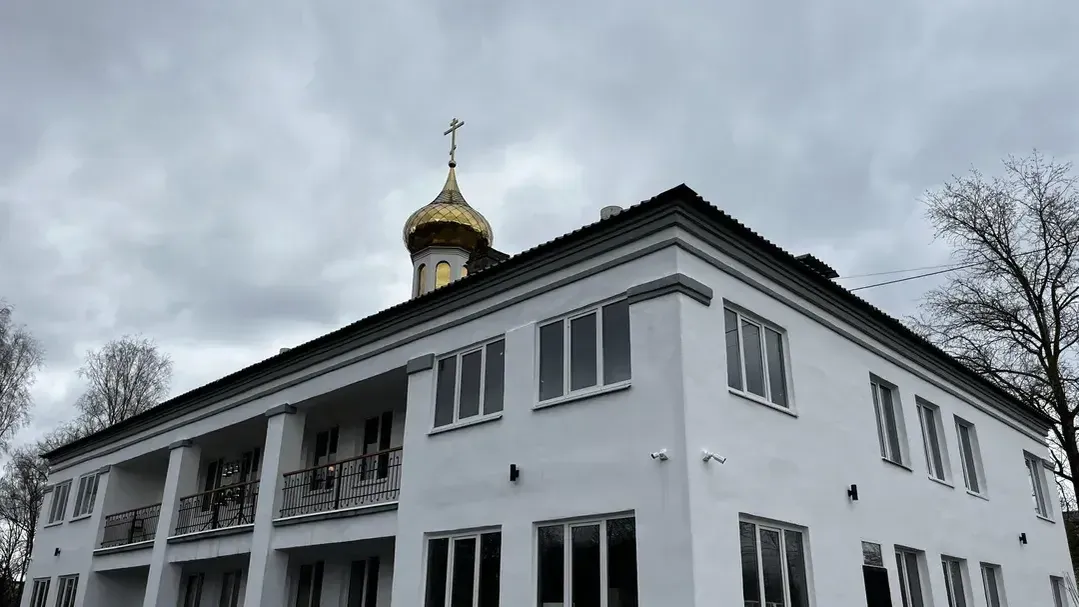 Дети заняты, родители молятся: планировка нового храма в Рошале решила давнюю проблему семей с малышами