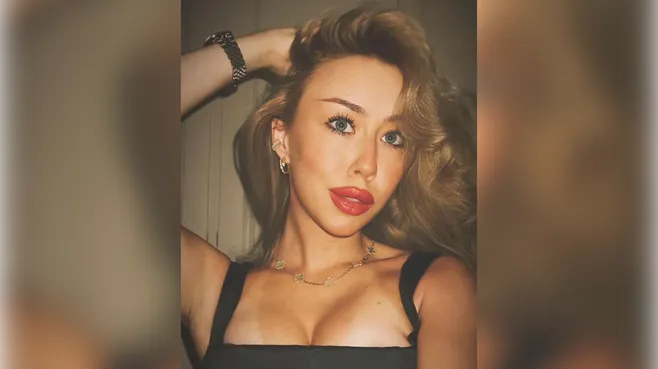 20-летняя внучка Маслякова вышла на подиум на Неделе моды в Москве