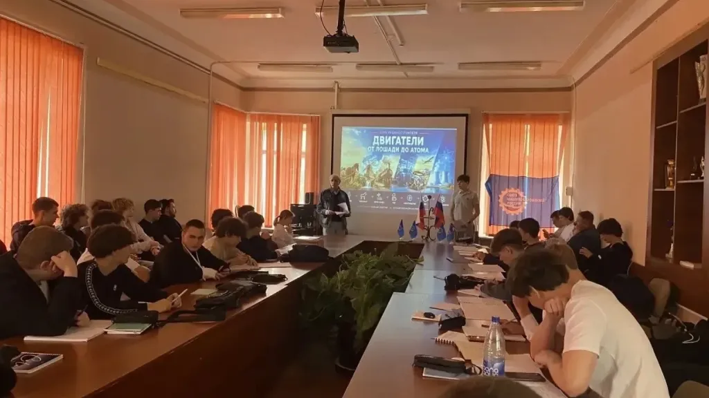 Более 20 тыс. подмосковных студентов приняли участие в мероприятиях ко Дню машиностроителя и токаря