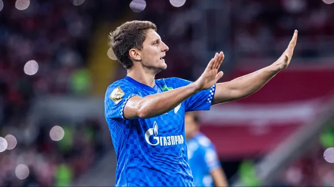 Игорь Дивеев рассказал, почему постоянно играет в бутсе с дыркой