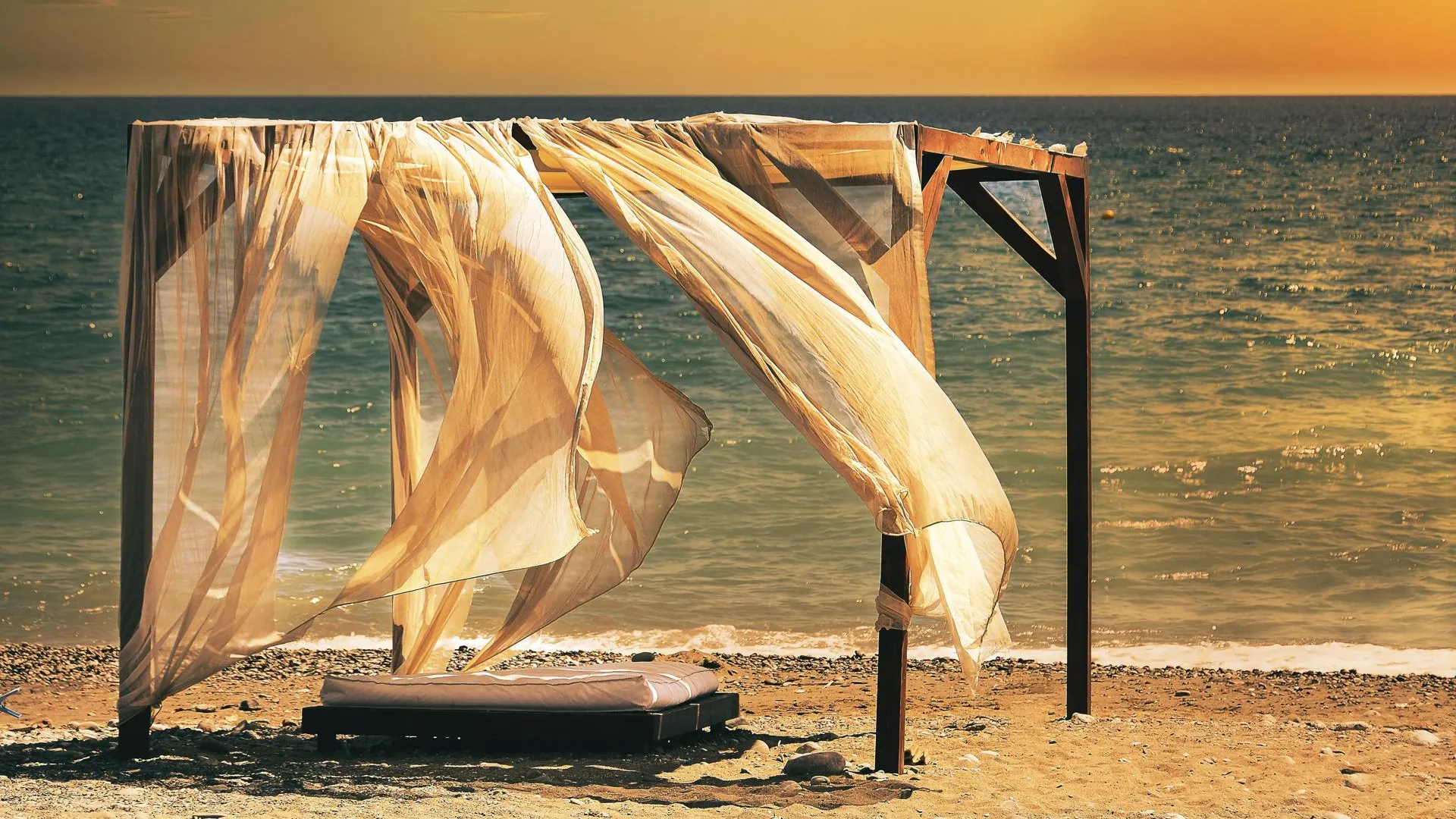 Ingeborg Knol/http://imagebroker.com/#/search/