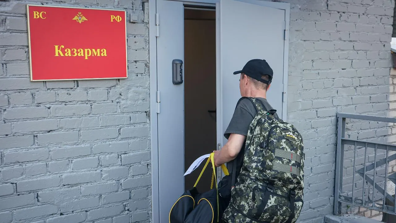 Жителям Подмосковья рассказали о льготах, доступных при заключении контракта от региона