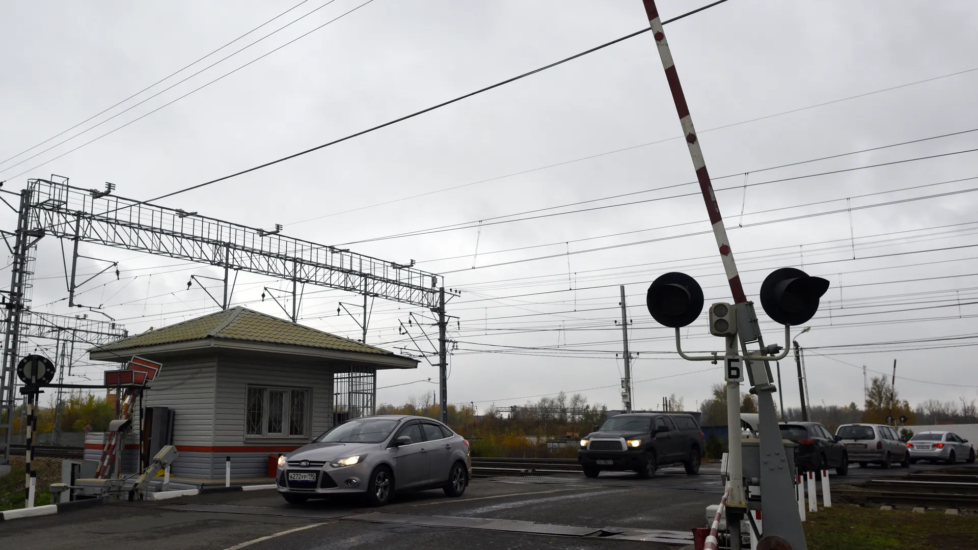 Железнодорожный переезд в Москве