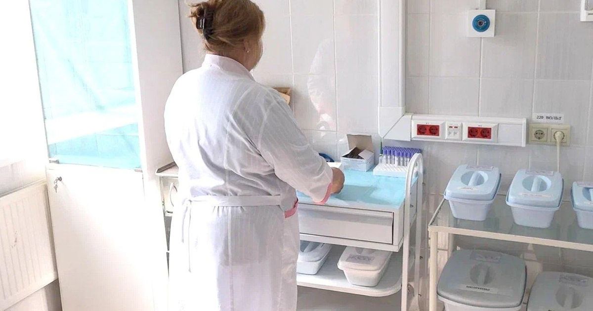 Почему нельзя самостоятельно давить фурункулы, объяснил врач | REGIONS.RU