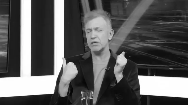 Падение Соседова в якутском отеле попало на видео