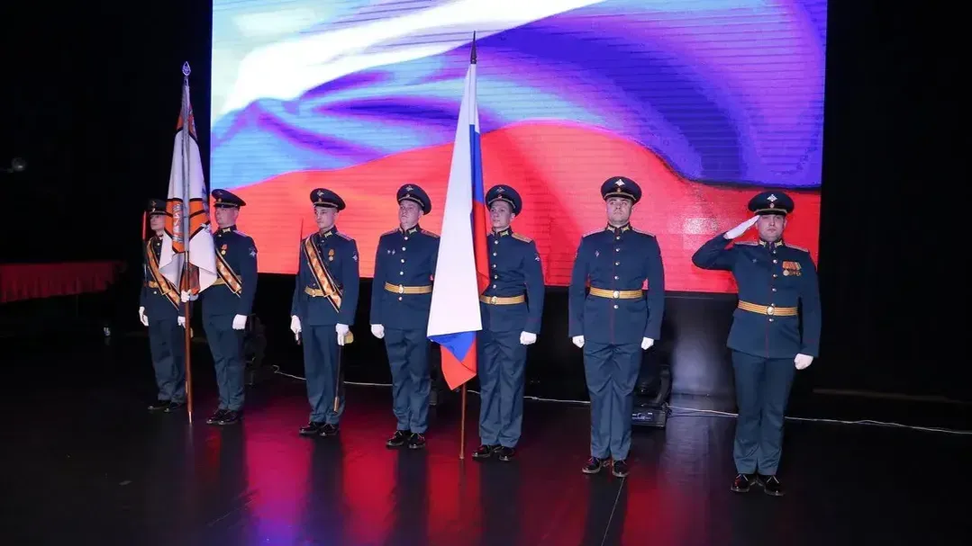 Александр Дрожжин
