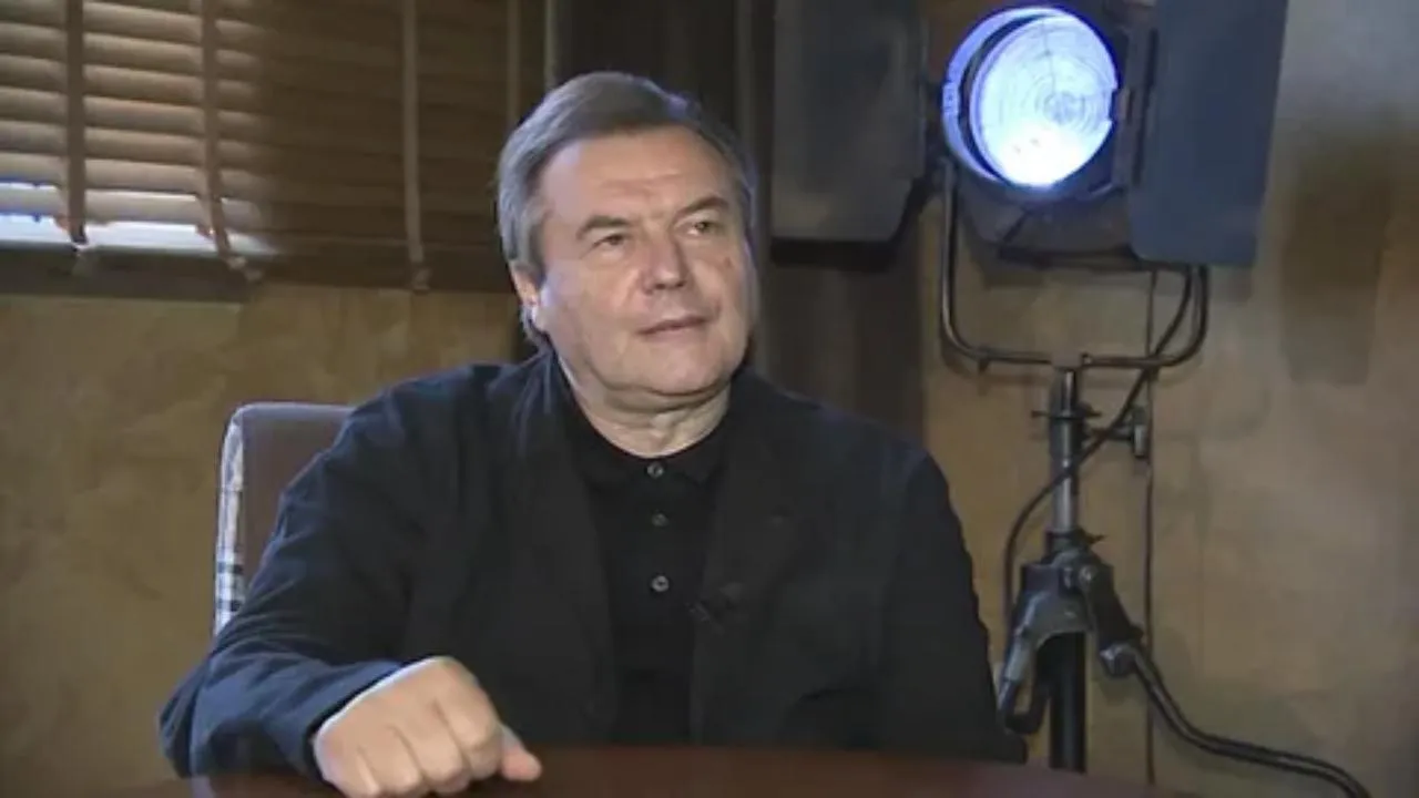 «Уже имеет свою биографию»: почему Алексей Учитель поддержал решение дочери Ани Пересильд учиться экстерном?