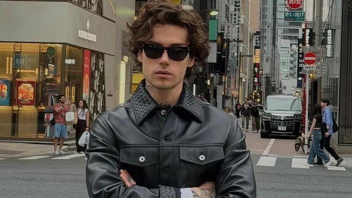 Соцсети Xolidayboy