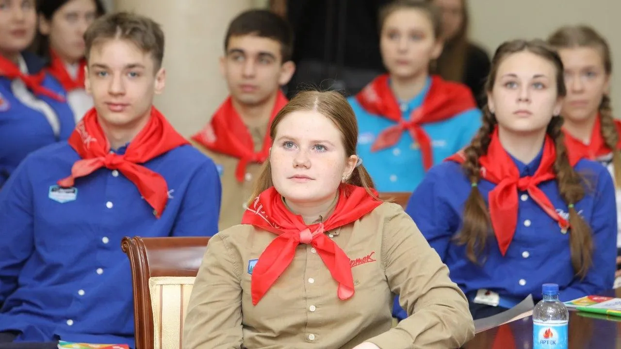 Участниками программы «Разговоры о важном» в «Артеке» станут 5 подмосковных школьников