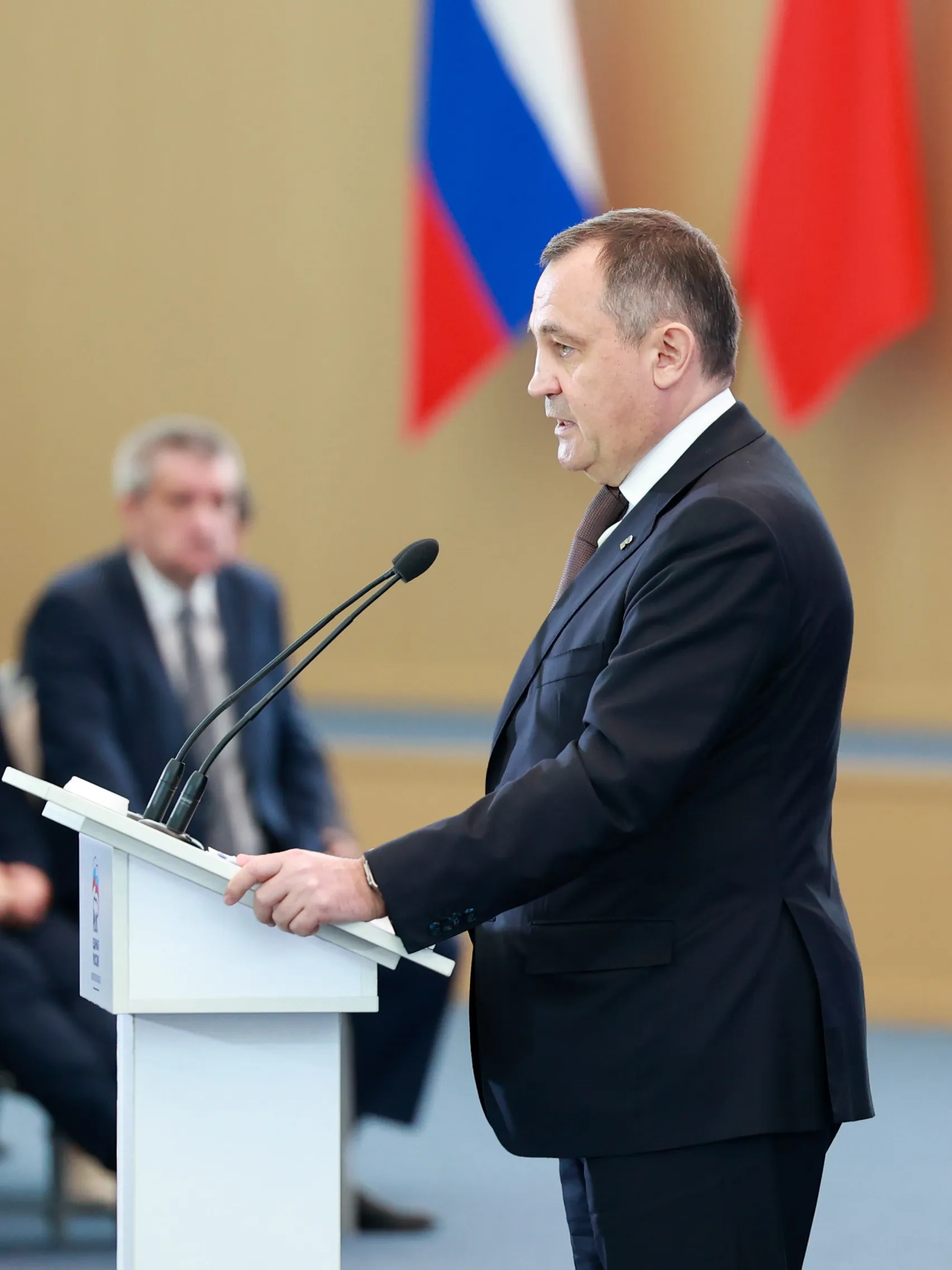 На форуме выступил председатель Мособлдумы, секретарь подмосковной «Единой России» Игорь Брынцалов