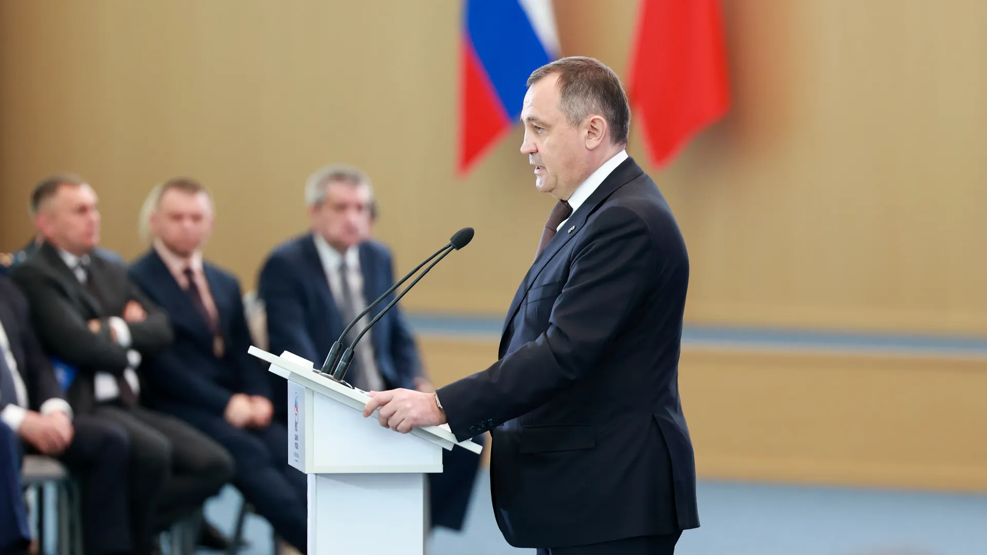 На форуме выступил председатель Мособлдумы, секретарь подмосковной «Единой России» Игорь Брынцалов