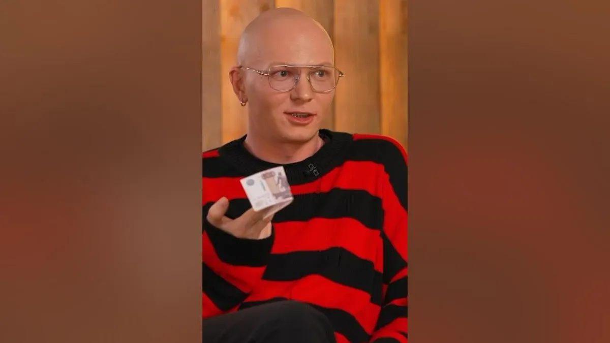 «Платье замялось и отдает пошлостью»: Гоша Карцев разнес розовый образ Виктории Бони в Каннах
