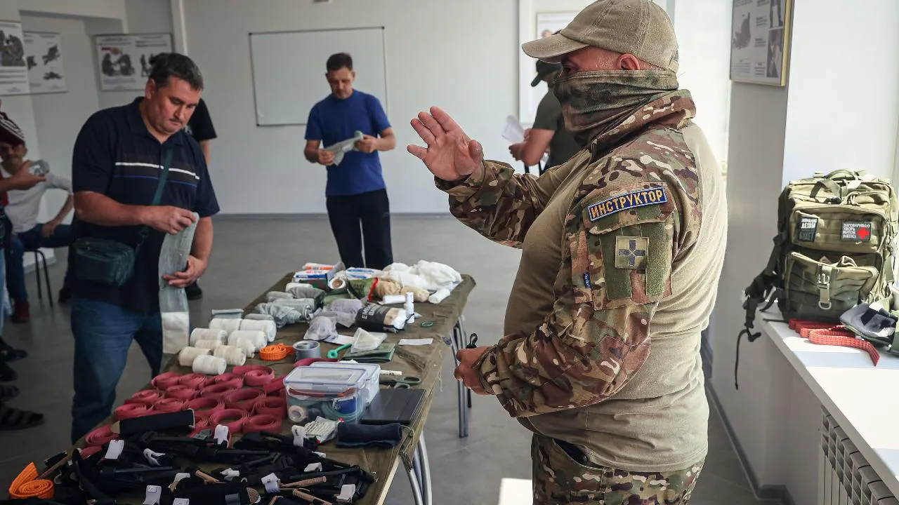 В Подмосковье рассказали о льготах и социальной поддержке для жителей, заключивших контракт от региона