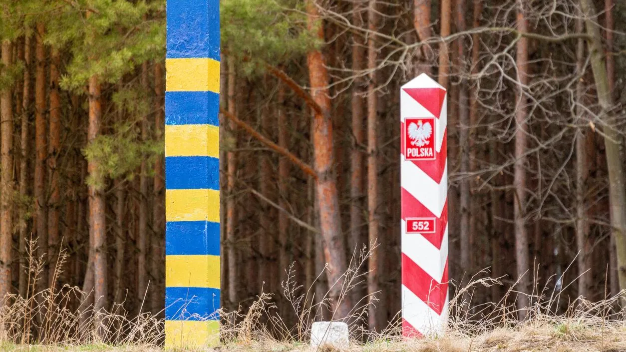 Отказ от наград: политолог заявил, что польские элиты раскололись из-за отношения к Украине