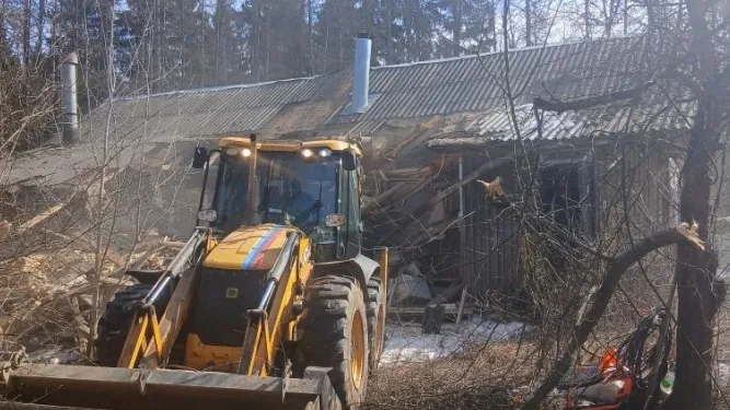 В Клину снесут аварийный жилой дом