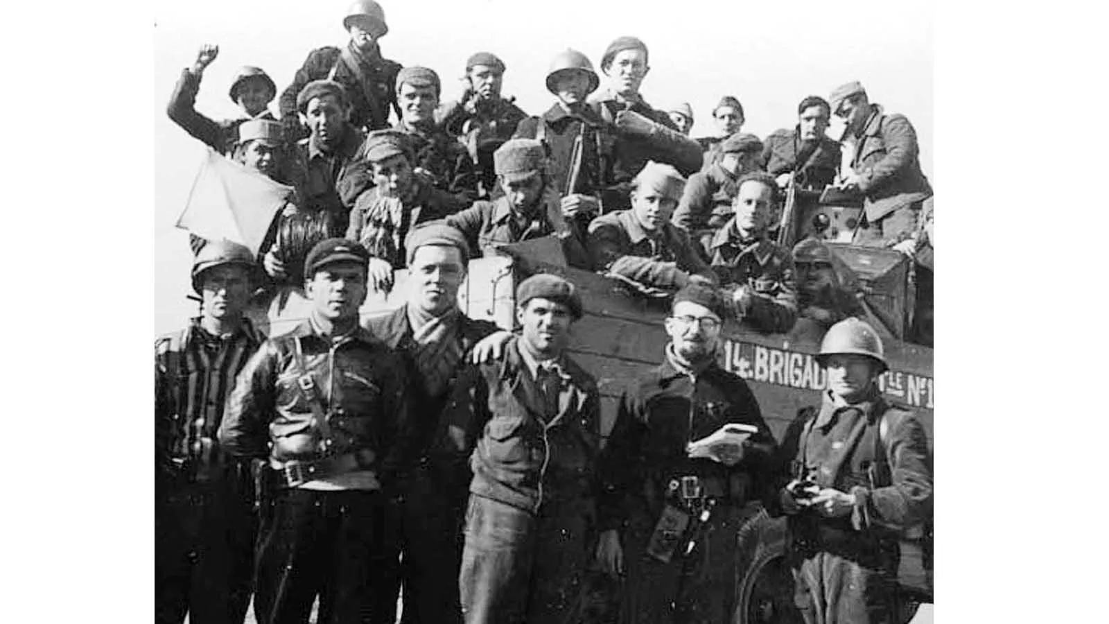 Бойцы 14-й интернациональной бригады Народной армии Испании