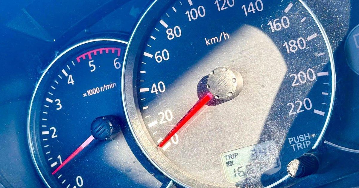 Признаки неисправности свечей зажигания: трудный запуск двигателя ...