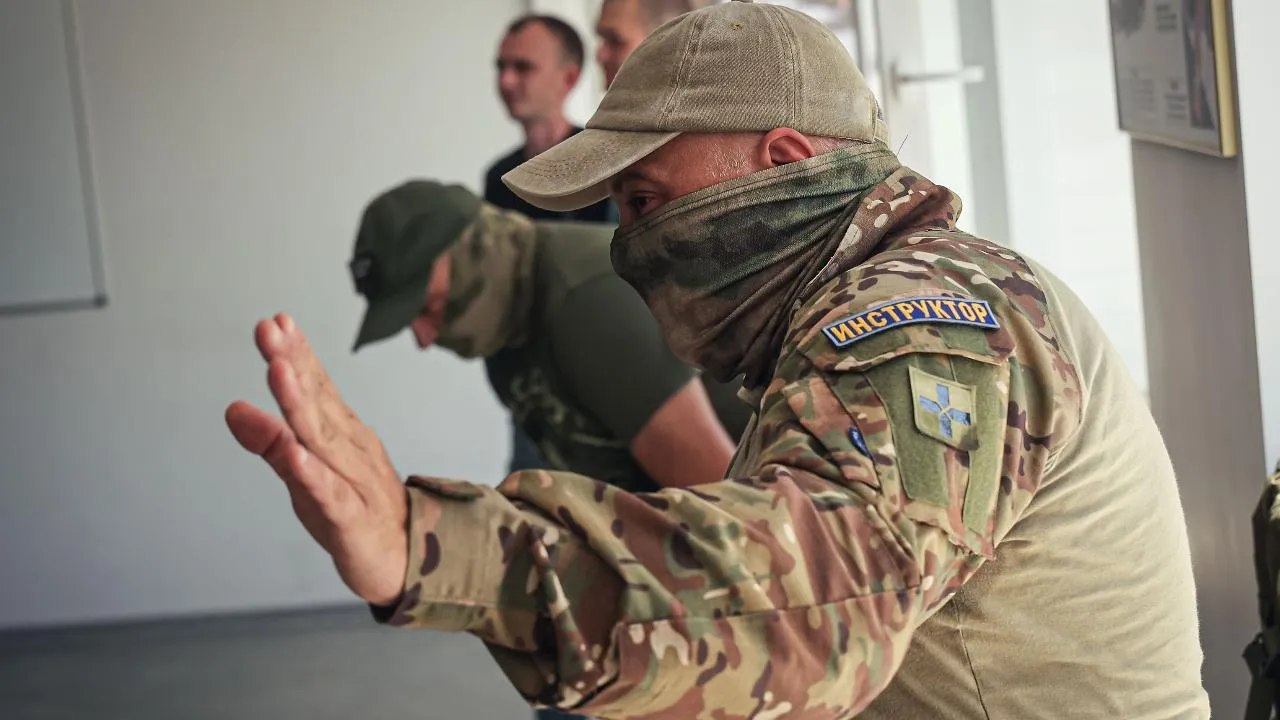 Военнослужащим, заключившим контракт от Московской области, напомнили о мерах поддержки